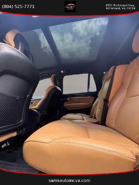 2017 Volvo XC90 T6 Momentum