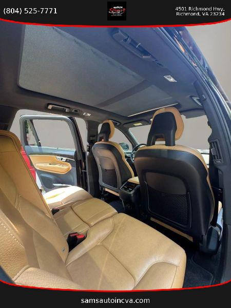2017 Volvo XC90 T6 Momentum