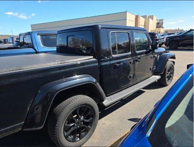 2022 Jeep Gladiator Overland