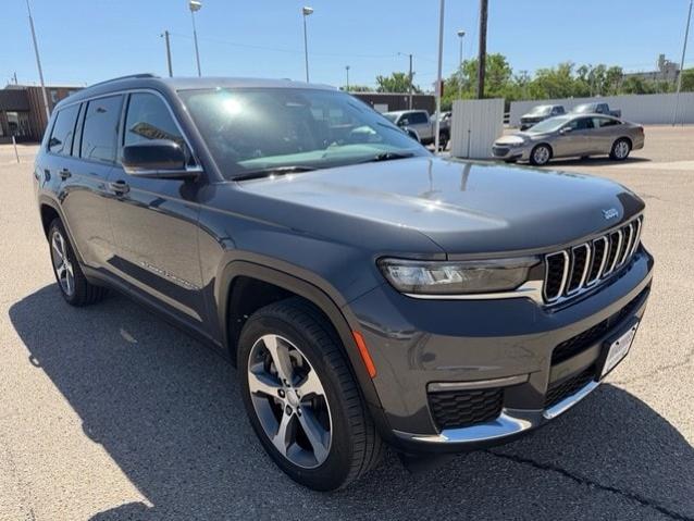 2023 Jeep Grand Cherokee L Limited 4x4 for sale in Great Bend, KS