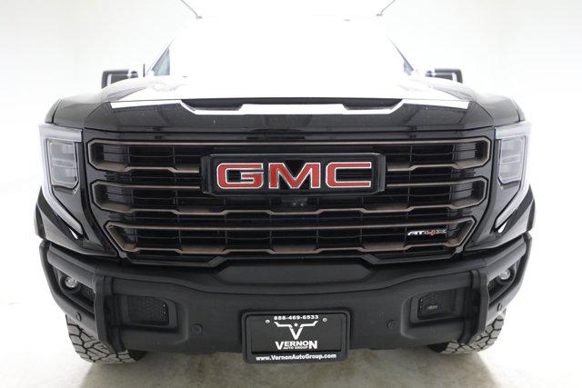2025 GMC Sierra 1500 4WD Crew Cab Short Box AT4X