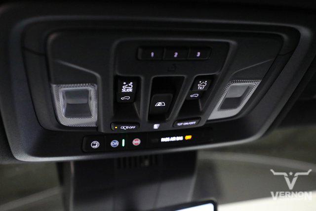 2025 GMC Sierra 1500 4WD Crew Cab Short Box AT4X