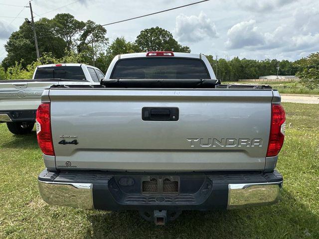 2017 Toyota Tundra SR5 5.7L V8