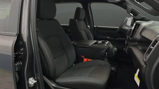 2026 Ram 1500 Warlock Crew Cab 4x4 5'7" Box