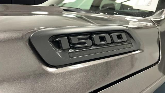 2026 Ram 1500 Warlock Crew Cab 4x4 5'7" Box