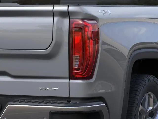 2026 GMC Sierra 1500 Crew Cab, Short Bed, SLT, 4WD