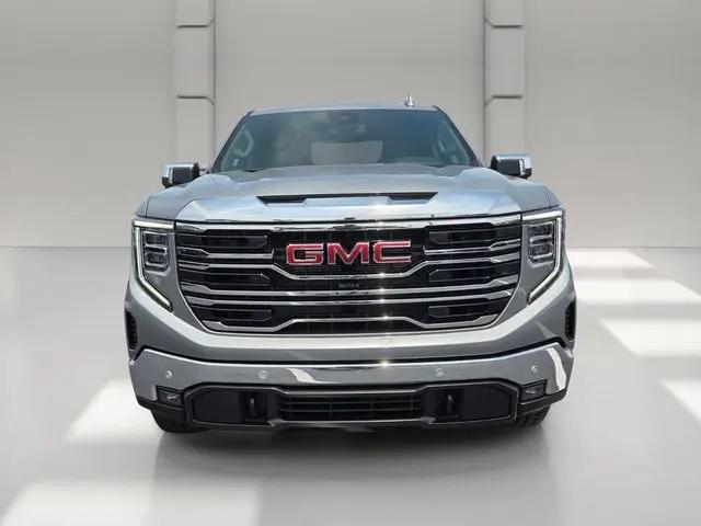 2026 GMC Sierra 1500 Crew Cab, Short Bed, SLT, 4WD