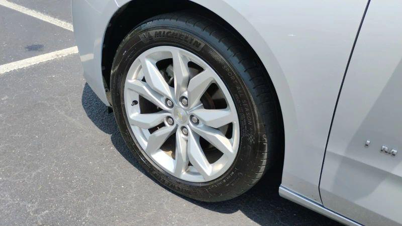2020 Chevrolet Impala FWD LT
