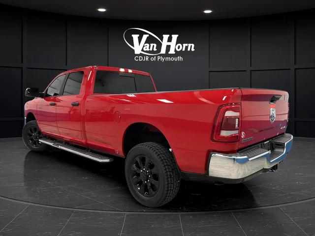2022 Ram 2500 Big Horn Crew Cab 4x4 8' Box