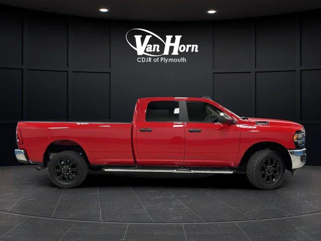 2022 Ram 2500 Big Horn Crew Cab 4x4 8' Box
