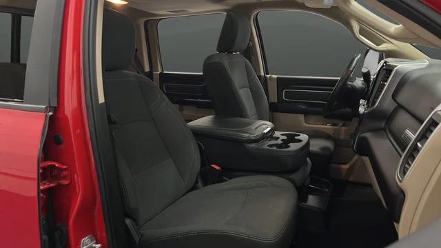2022 Ram 2500 Big Horn Crew Cab 4x4 8' Box