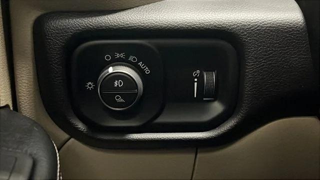 2022 Ram 2500 Big Horn Crew Cab 4x4 8' Box