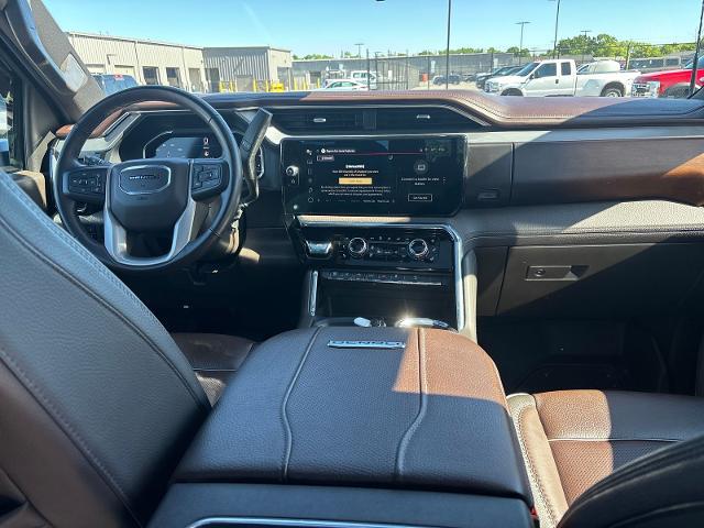 2024 GMC Sierra 2500HD 4WD Crew Cab Standard Bed Denali
