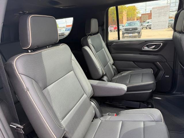 2024 GMC Yukon XL 4WD SLT