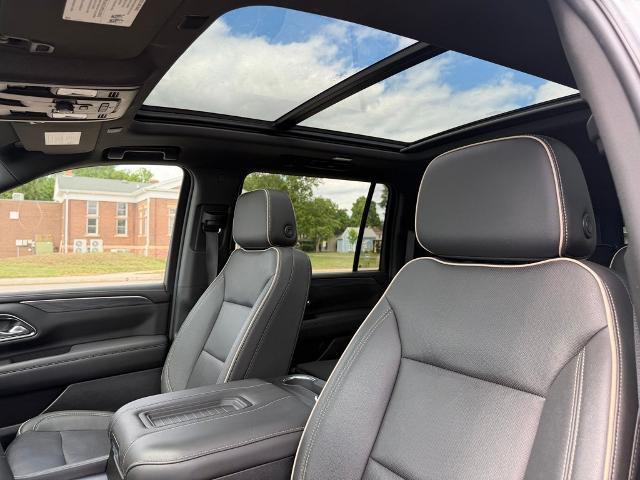2024 GMC Yukon XL 4WD SLT