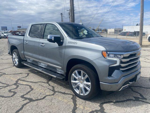 2025 Chevrolet Silverado 1500 4WD Crew Cab Short Bed High Country