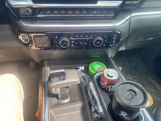 2025 Chevrolet Silverado 1500 4WD Crew Cab Short Bed High Country