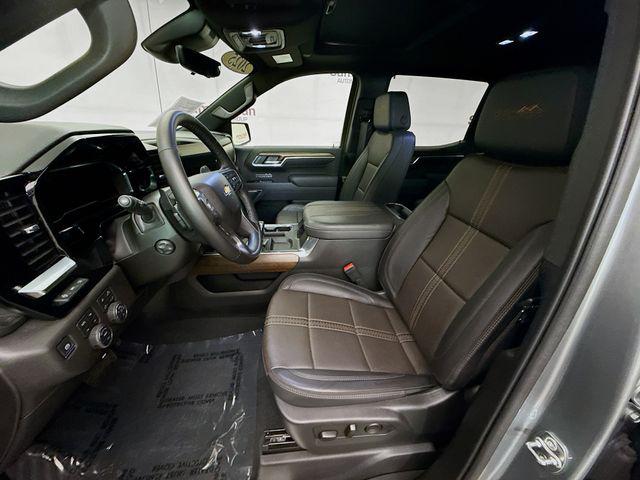 2025 Chevrolet Silverado 1500 4WD Crew Cab Short Bed High Country