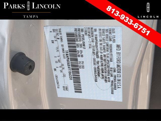 2004 Ford Thunderbird Base