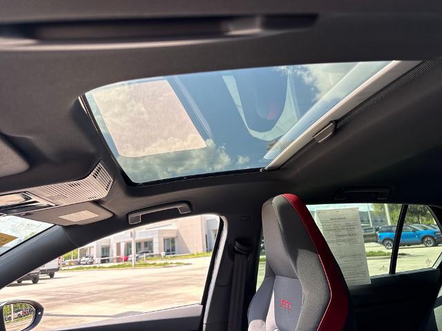 2024 Volkswagen Golf GTI 2.0T SE