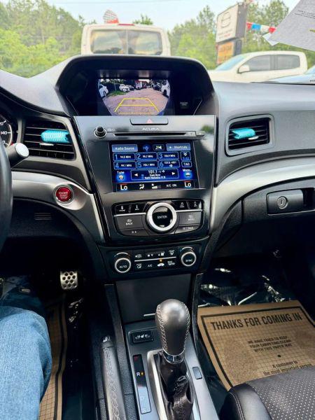 2018 Acura ILX Premium & A-SPEC Packages