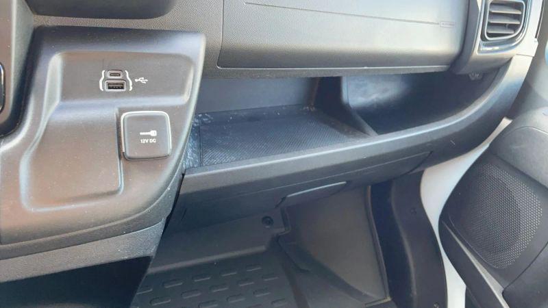 2025 Ram ProMaster 2500 Cargo Van Tradesman Low Roof 136" WB w/Pass Seat