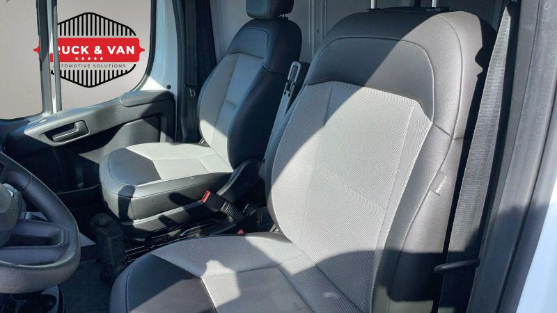 2025 Ram ProMaster 2500 Cargo Van Tradesman Low Roof 136" WB w/Pass Seat