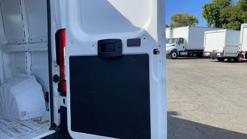 2025 Ram ProMaster 2500 Cargo Van Tradesman Low Roof 136" WB w/Pass Seat