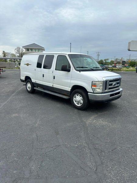 2008 Ford E-250 Recreational