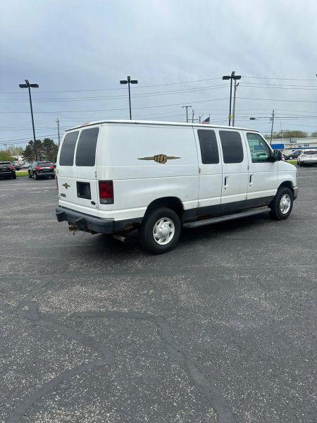 2008 Ford E-250 Recreational
