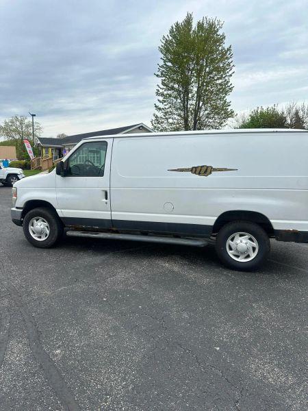 2008 Ford E-250 Recreational