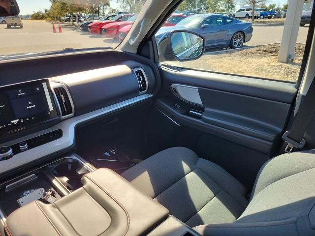2025 Ford Expedition Active MAX