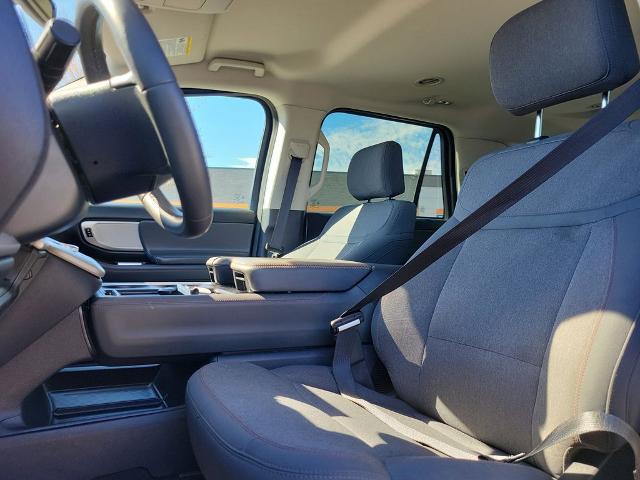2025 Ford Expedition Active MAX