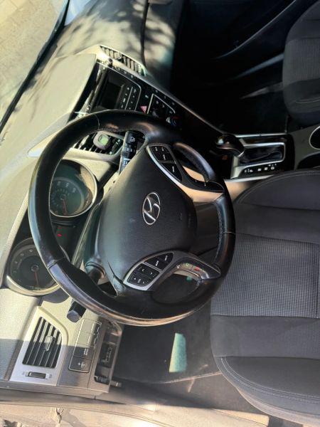 2016 Hyundai Elantra GT Base