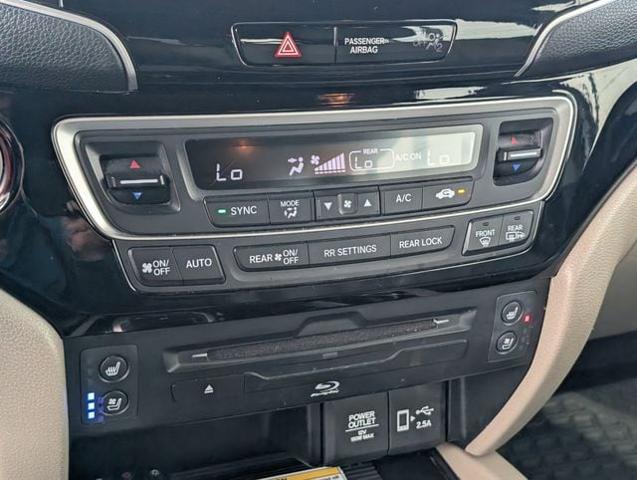 2021 Honda Pilot AWD Elite