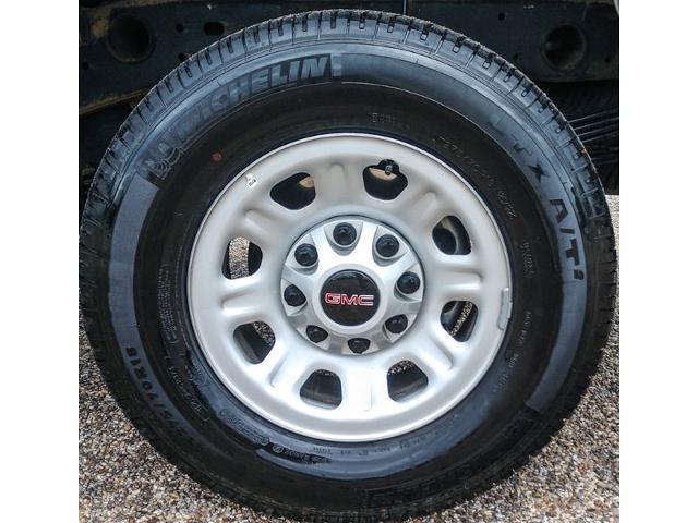 2025 GMC Sierra 2500HD 4WD Crew Cab Standard Bed Pro