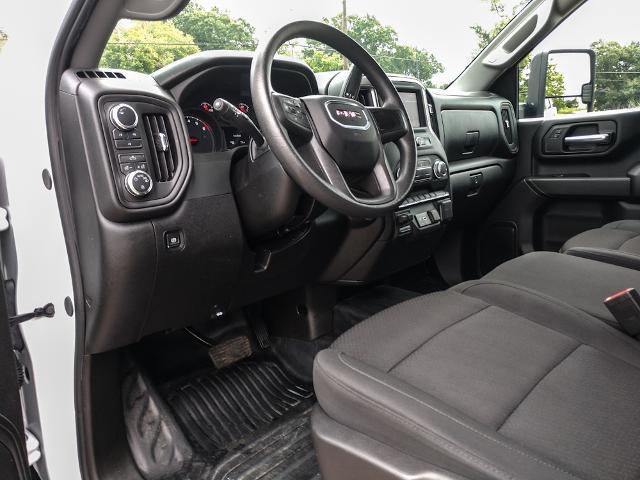 2025 GMC Sierra 2500HD 4WD Crew Cab Standard Bed Pro