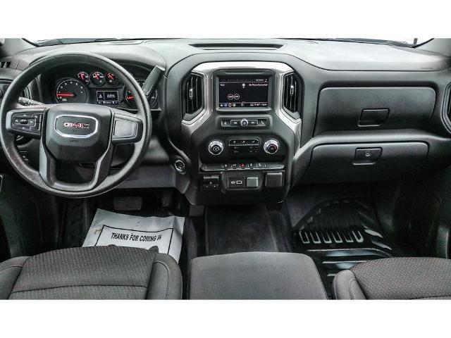 2025 GMC Sierra 2500HD 4WD Crew Cab Standard Bed Pro