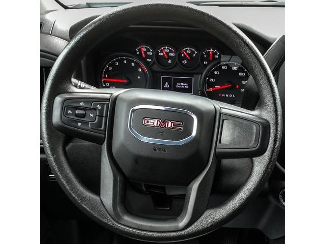 2025 GMC Sierra 2500HD 4WD Crew Cab Standard Bed Pro