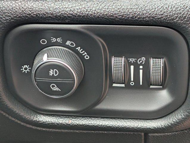 2021 Ram 1500 Laramie Crew Cab 4x4 5'7" Box