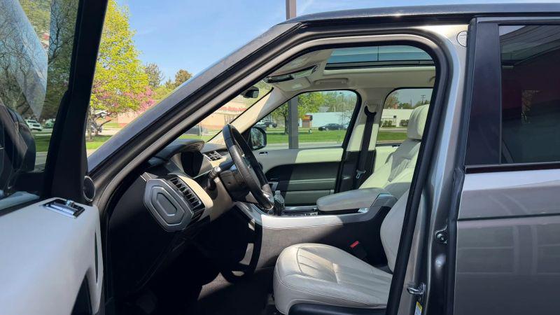 2019 Land Rover Range Rover Sport HSE
