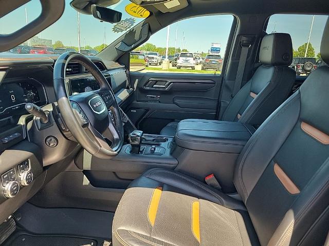 2025 GMC Sierra 1500 4WD Crew Cab Short Box AT4