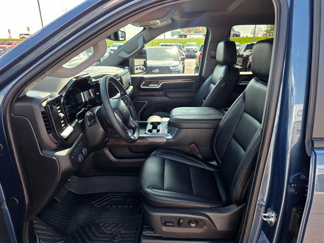 2026 Chevrolet Silverado 3500HD Crew Cab, Standard Bed, LT, 4WD