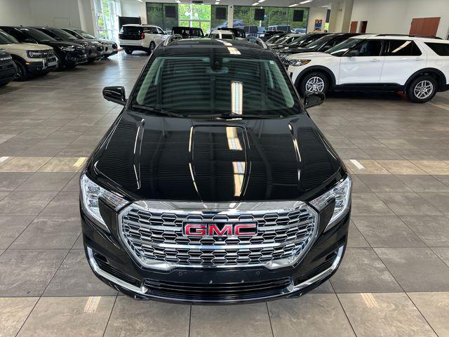 2024 GMC Terrain AWD Denali