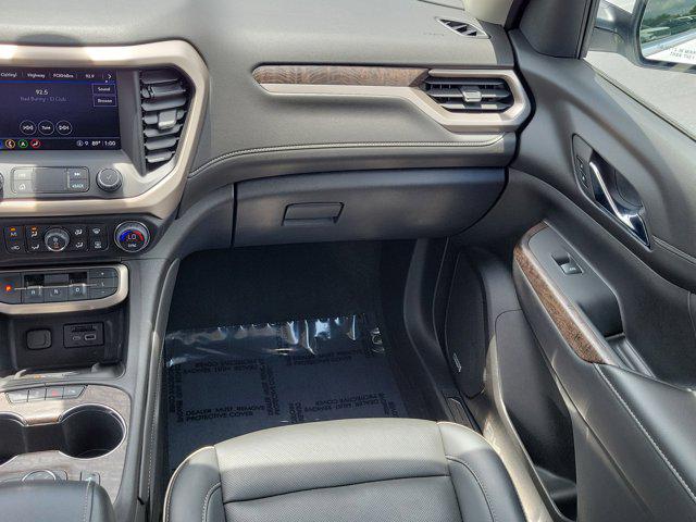 2023 GMC Acadia AWD Denali