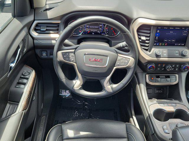 2023 GMC Acadia AWD Denali