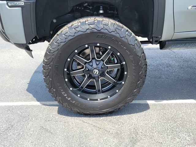 2024 GMC Sierra 2500HD 4WD Crew Cab Standard Bed AT4