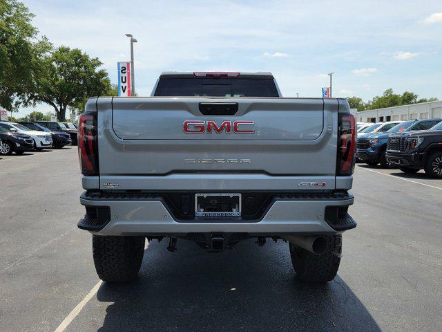 2024 GMC Sierra 2500HD 4WD Crew Cab Standard Bed AT4