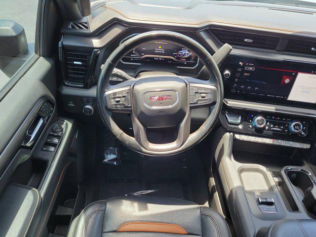 2024 GMC Sierra 2500HD 4WD Crew Cab Standard Bed AT4