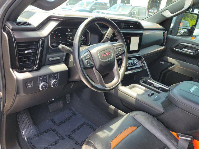 2024 GMC Sierra 2500HD 4WD Crew Cab Standard Bed AT4